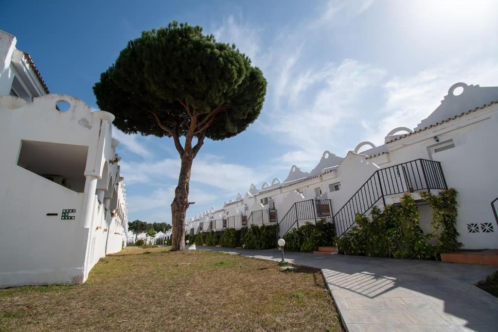 Casadelsol-marbella-slonce,piasek,szmaragdowa Woda